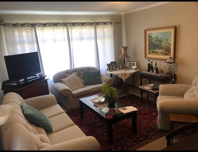3 BEDROOM APARTMENT FOR SALE IN FISH HOEK